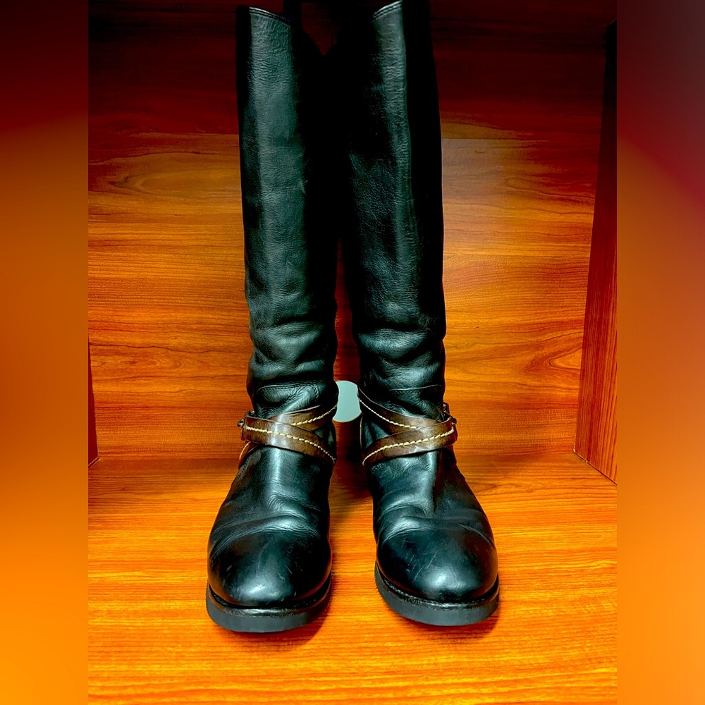 Women’s size 9 Frye boots